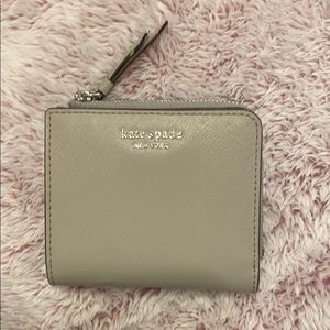 BRAND NEW KATE SPADE BIFOLD WALLET
